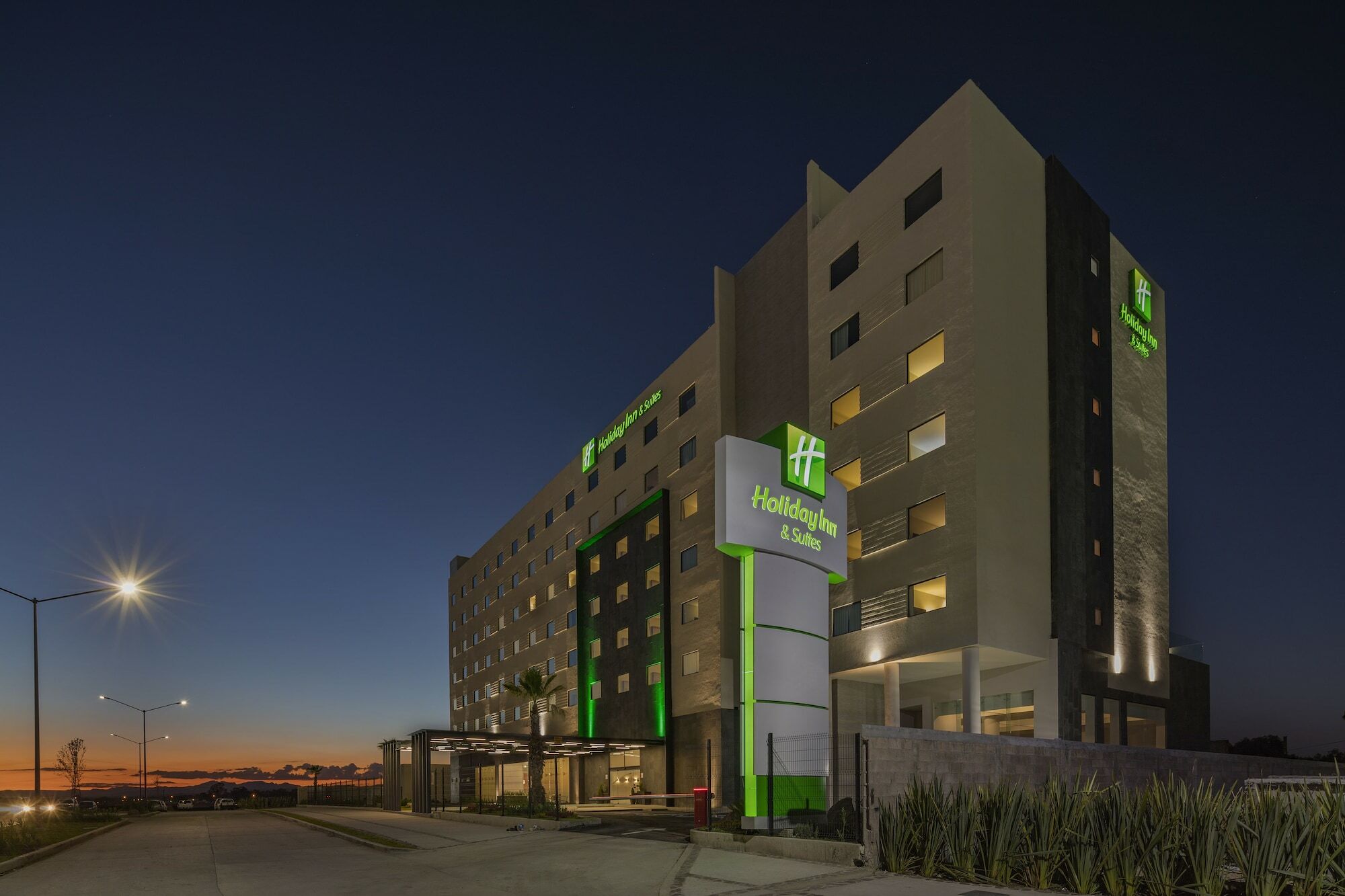 Holiday Inn & Suites - Aguascalientes By Ihg Exterior foto